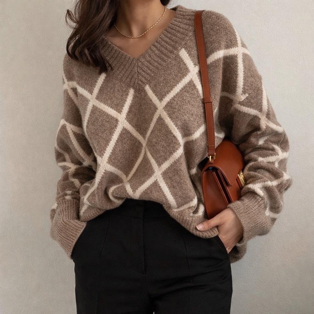 Abercrombie & Fitch Tan‎ Knit Sweater